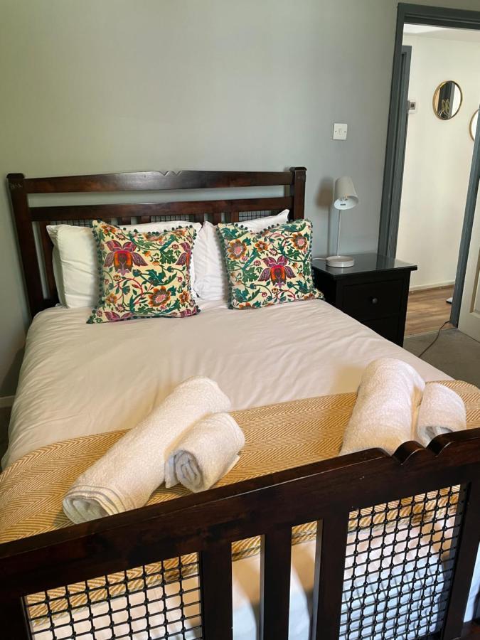2 Bed Apartment Close To City Centre Cardiff Luaran gambar