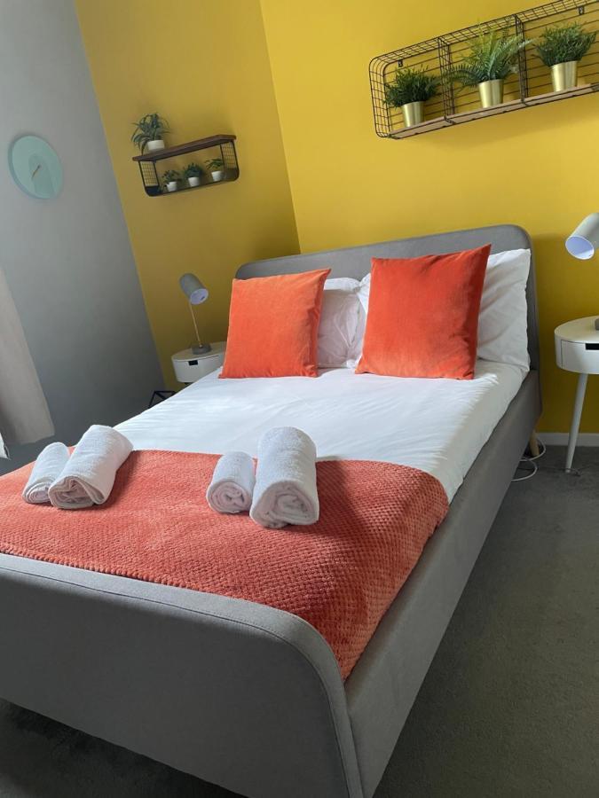 2 Bed Apartment Close To City Centre Cardiff Luaran gambar